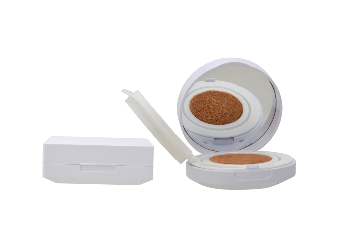 Tolys Refillable Cushion Compacts Are Ideal For Less Wastage